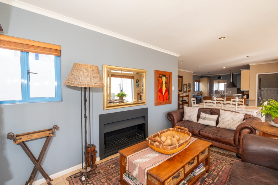 4 Bedroom Property for Sale in Paradise Beach Western Cape